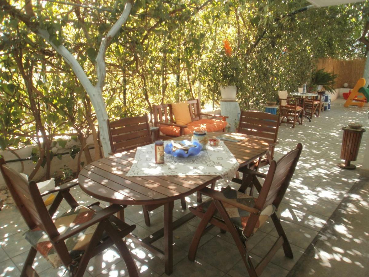 Seaview - Selfcatering Apartment - Helen No 2 シロピカド エクステリア 写真