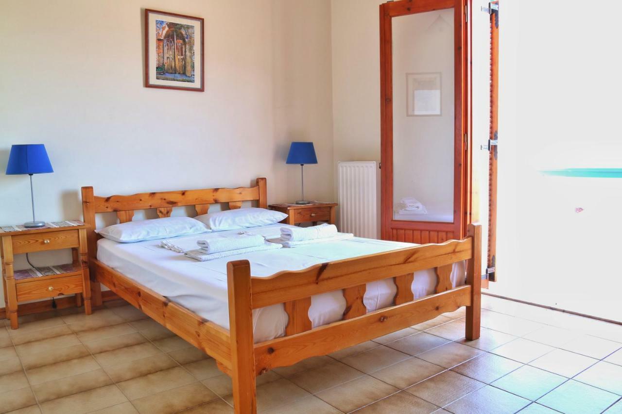Seaview - Selfcatering Apartment - Helen No 2 シロピカド エクステリア 写真