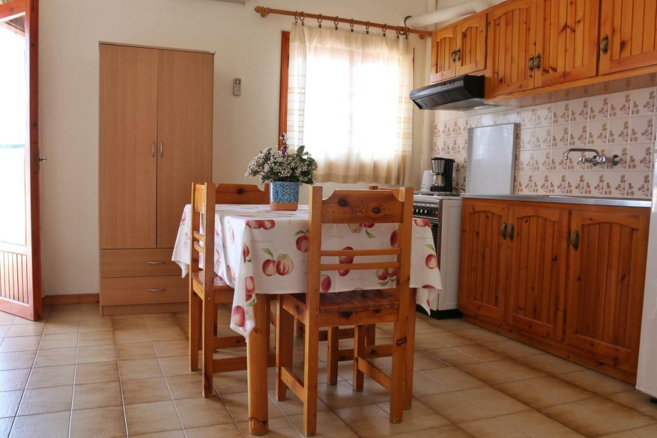 Seaview - Selfcatering Apartment - Helen No 2 シロピカド エクステリア 写真